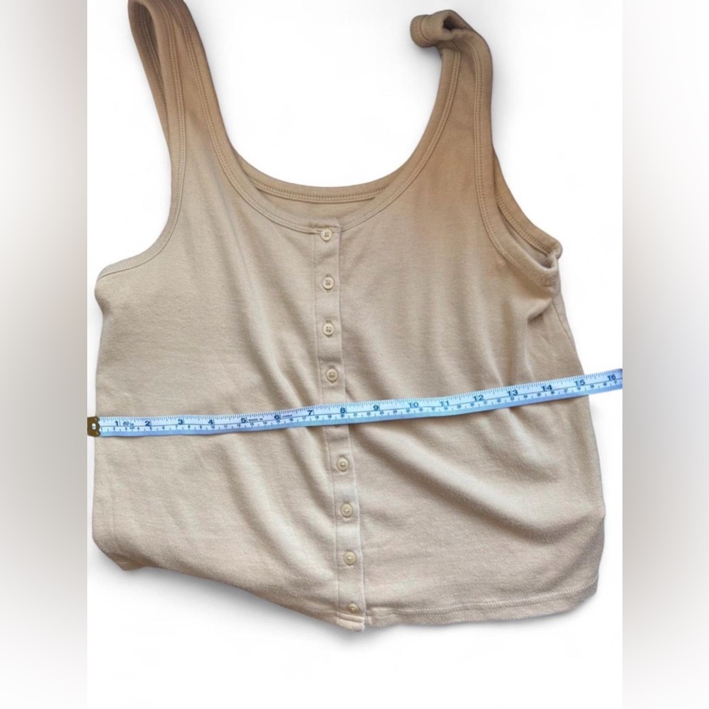 GAP Tan Button-Front Ribbed Tank Top - Picture 7 of 7
